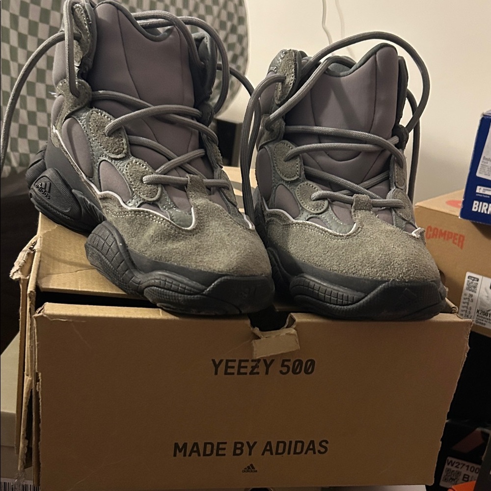 Adidas Kids Yeezy 500 Sneakers in Gray
